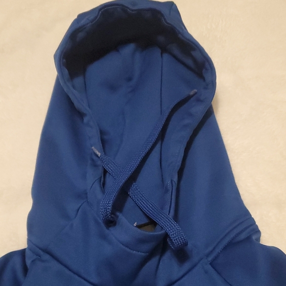 Nike Hoodie in Vibrant Blue - Picture 3 of 5